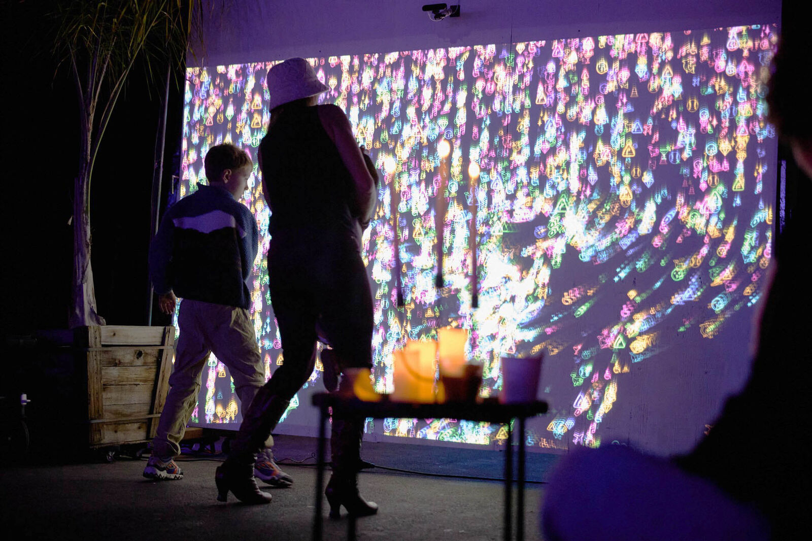 City Wave mode — flowing urban symbols responding to movement